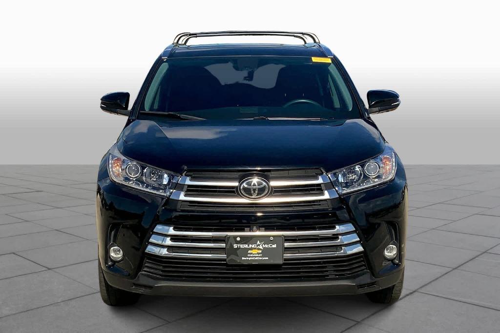 used 2019 Toyota Highlander car, priced at $29,155