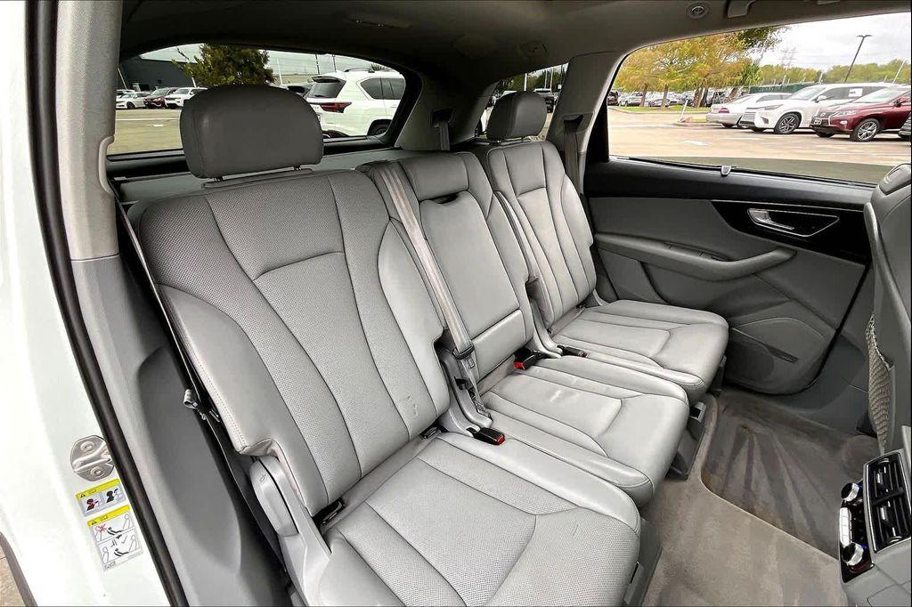 used 2017 Audi Q7 car, priced at $17,995