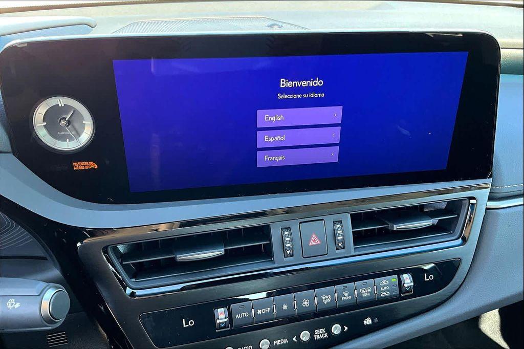new 2025 Lexus ES 350 car, priced at $49,550