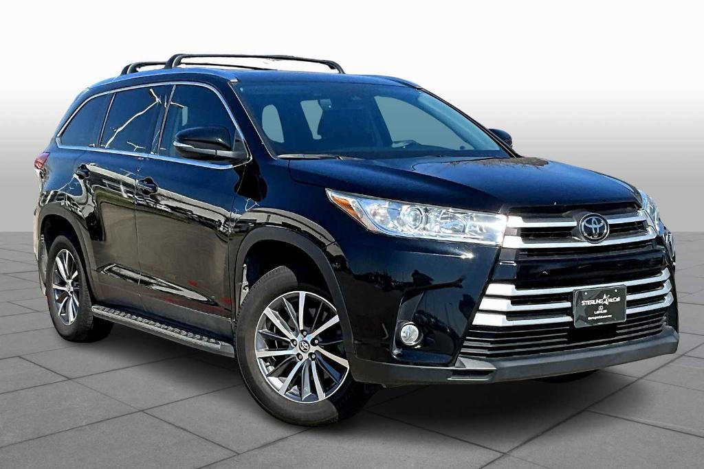 used 2019 Toyota Highlander car, priced at $24,495