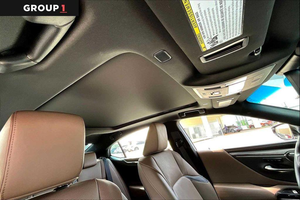 used 2022 Lexus ES 350 car, priced at $37,978