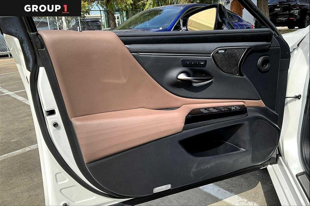 used 2022 Lexus ES 350 car, priced at $37,978