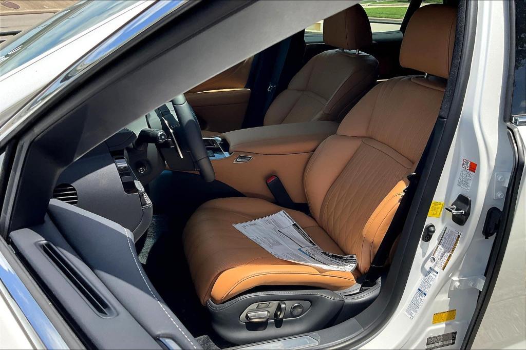new 2023 Lexus LS 500 car, priced at $95,515