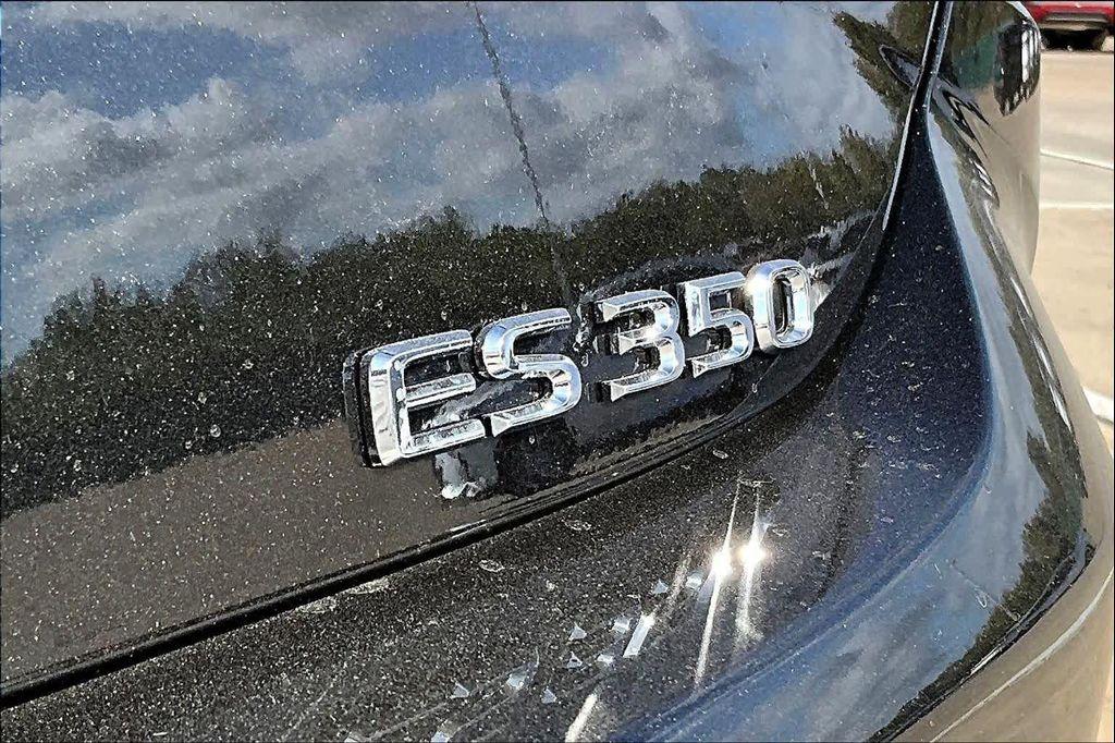 new 2025 Lexus ES 350 car, priced at $49,149