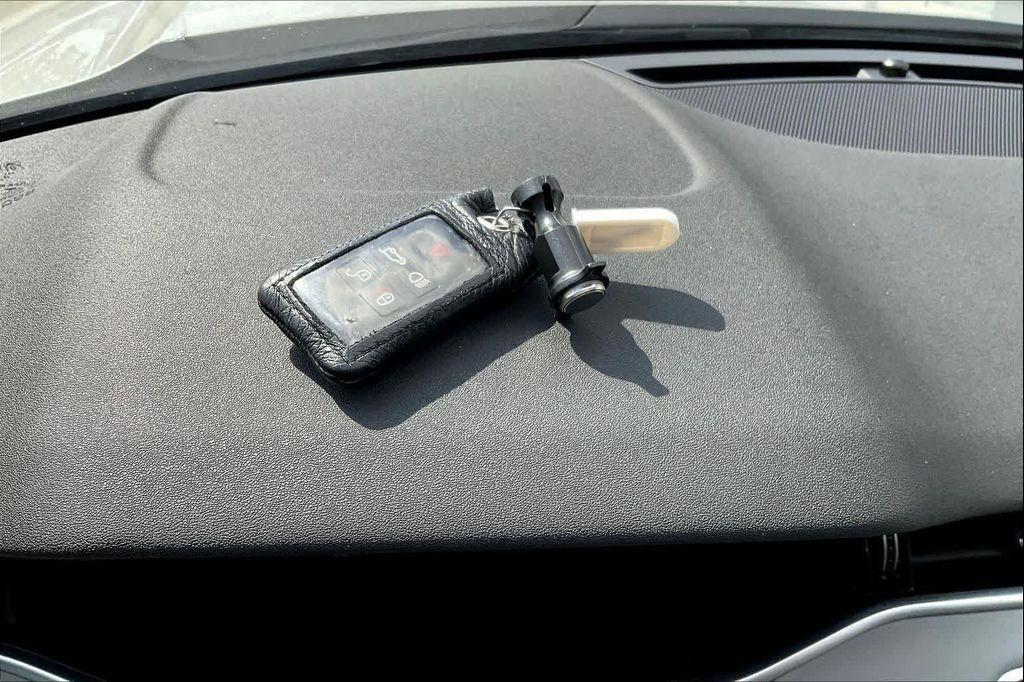 used 2020 Land Rover Range Rover Evoque car, priced at $23,495