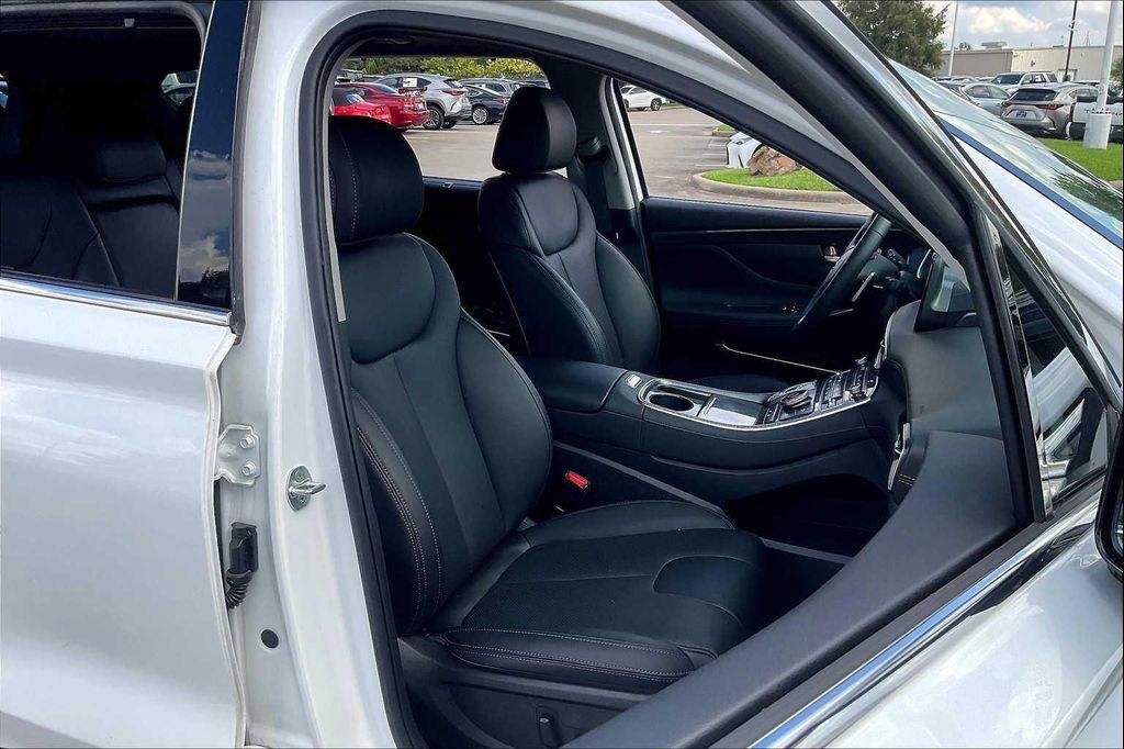 used 2023 Hyundai SANTA FE HEV car, priced at $24,995