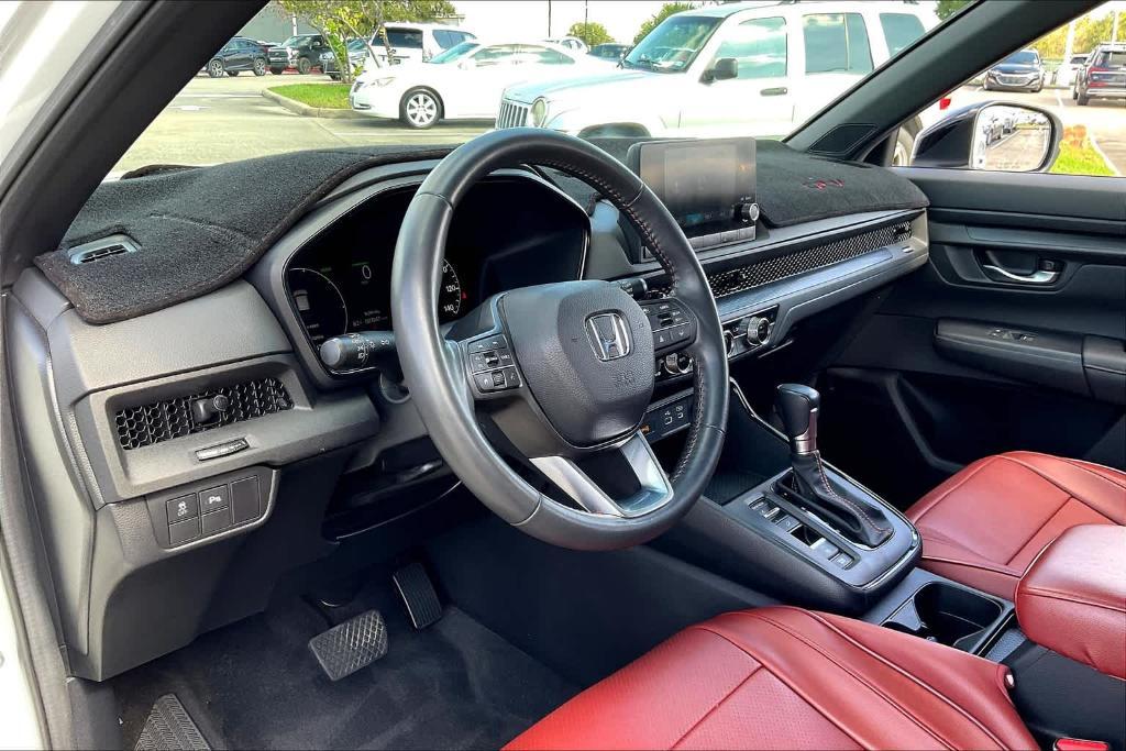 used 2023 Honda CR-V Hybrid car, priced at $30,495