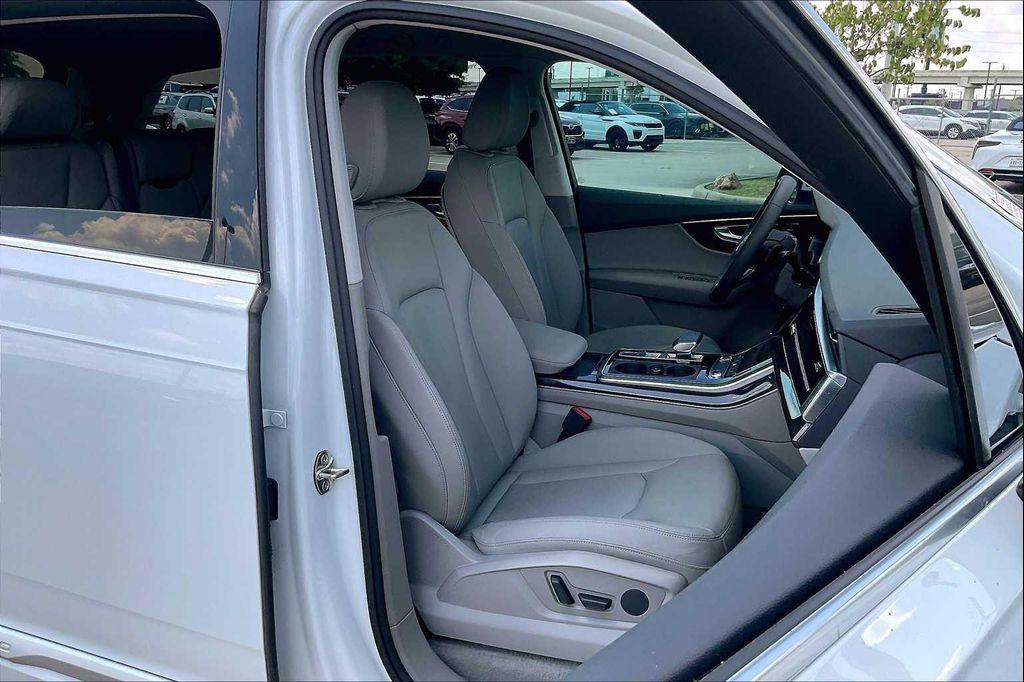 used 2021 Audi Q7 car, priced at $30,995