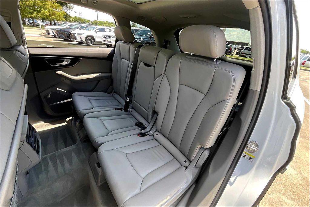 used 2021 Audi Q7 car, priced at $30,995