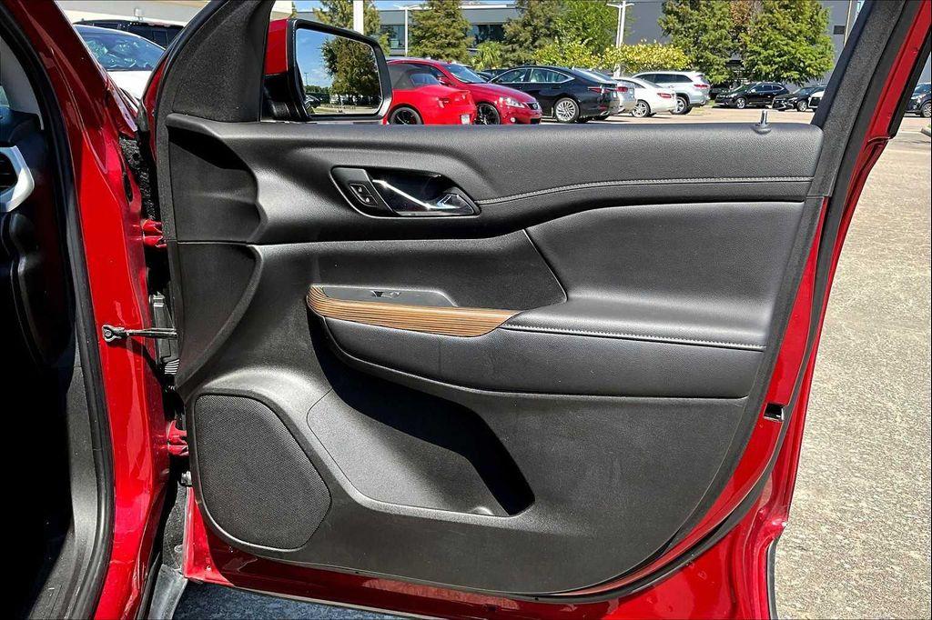 used 2021 GMC Acadia car, priced at $22,930