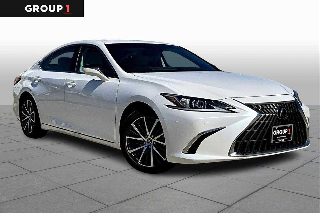 used 2025 Lexus ES 300h car, priced at $47,995
