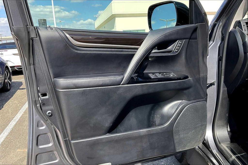 used 2018 Lexus LX 570 car, priced at $52,995