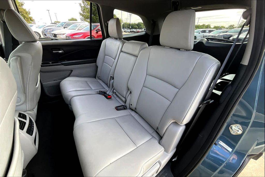 used 2016 Honda Pilot car, priced at $12,995