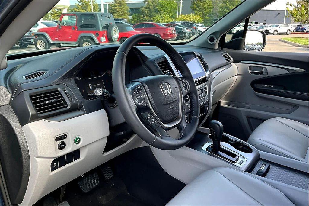 used 2016 Honda Pilot car, priced at $12,995