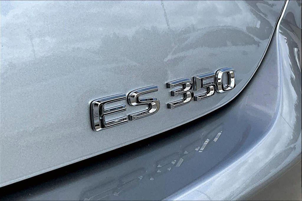 new 2025 Lexus ES 350 car, priced at $49,649