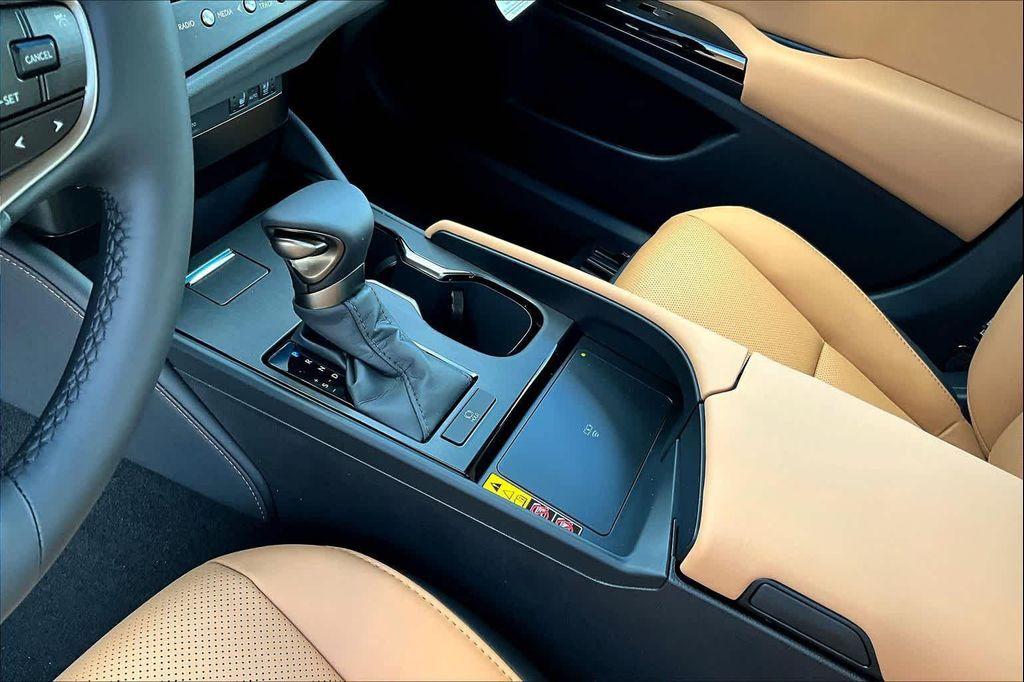 new 2025 Lexus ES 350 car, priced at $49,649