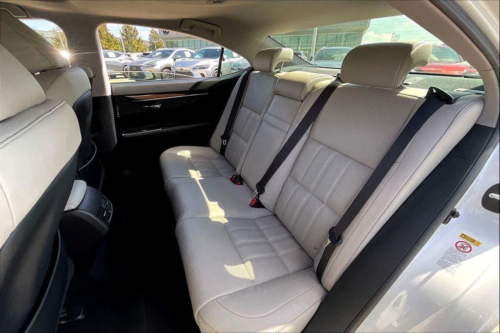 used 2016 Lexus ES 350 car, priced at $21,495