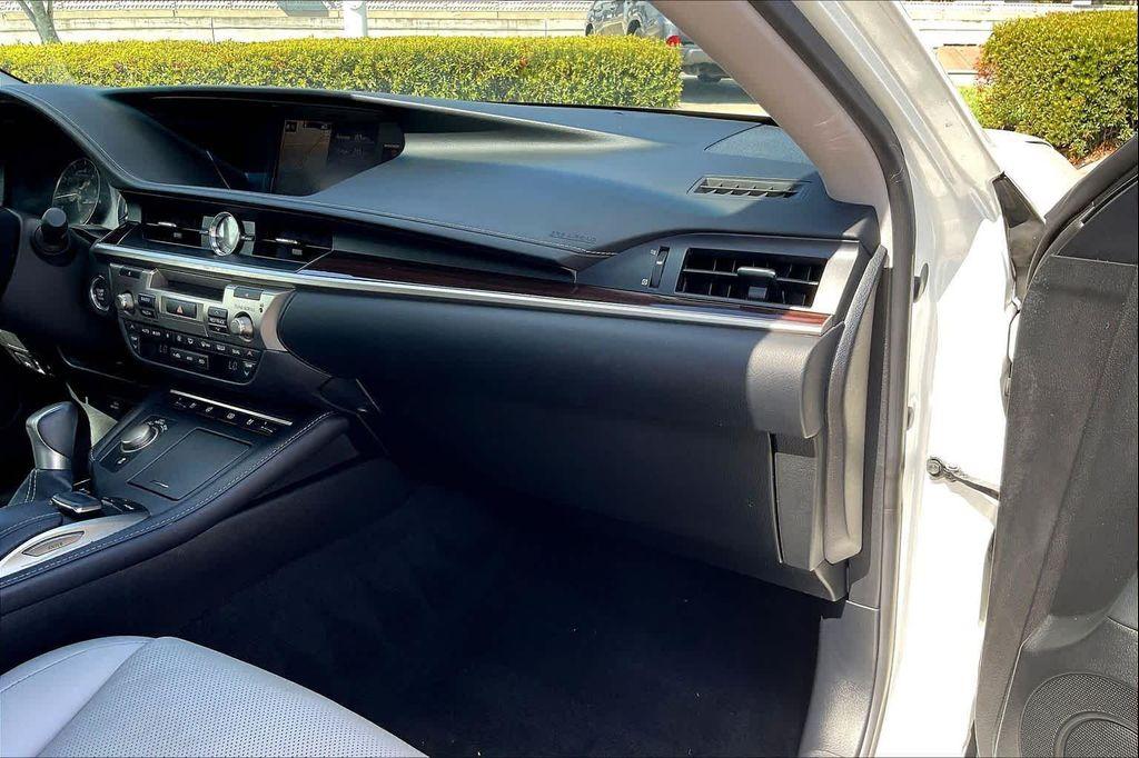 used 2016 Lexus ES 350 car, priced at $21,495