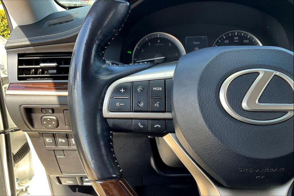 used 2016 Lexus ES 350 car, priced at $21,495