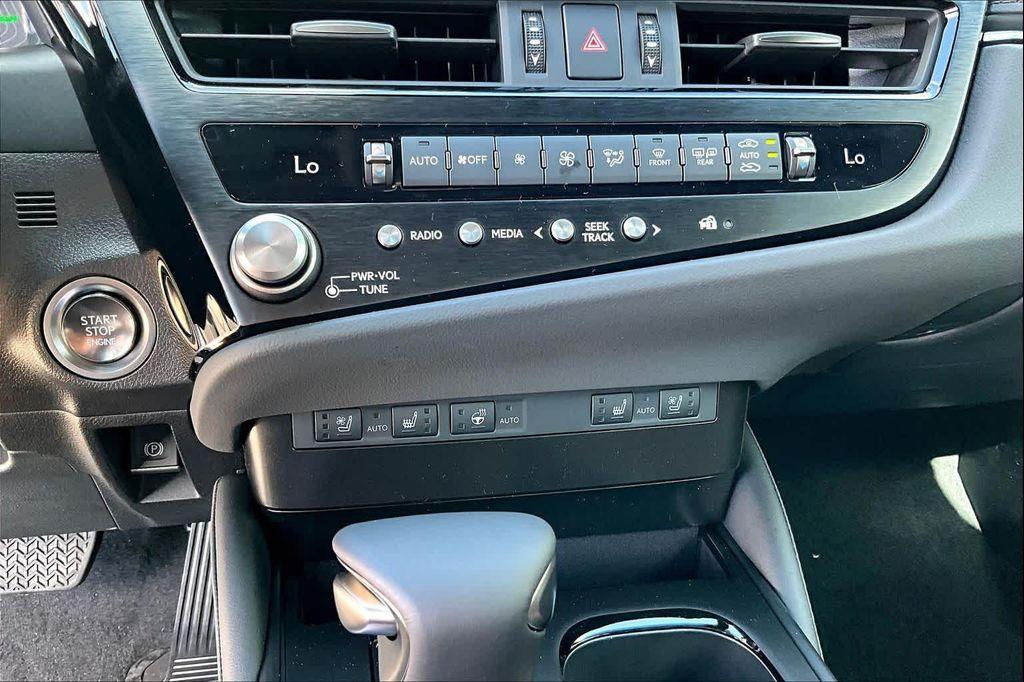 new 2025 Lexus ES 350 car, priced at $49,550