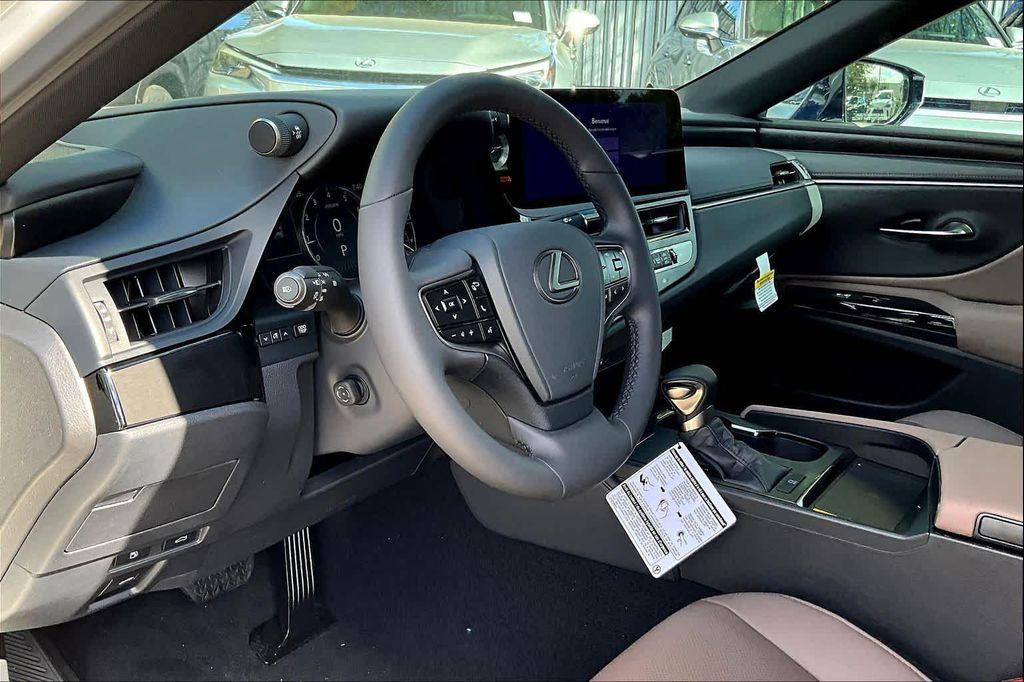 new 2025 Lexus ES 350 car, priced at $49,550