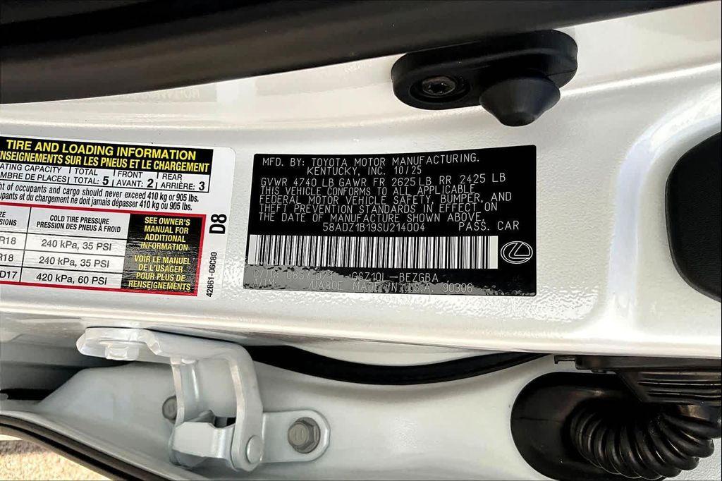 new 2025 Lexus ES 350 car, priced at $49,550