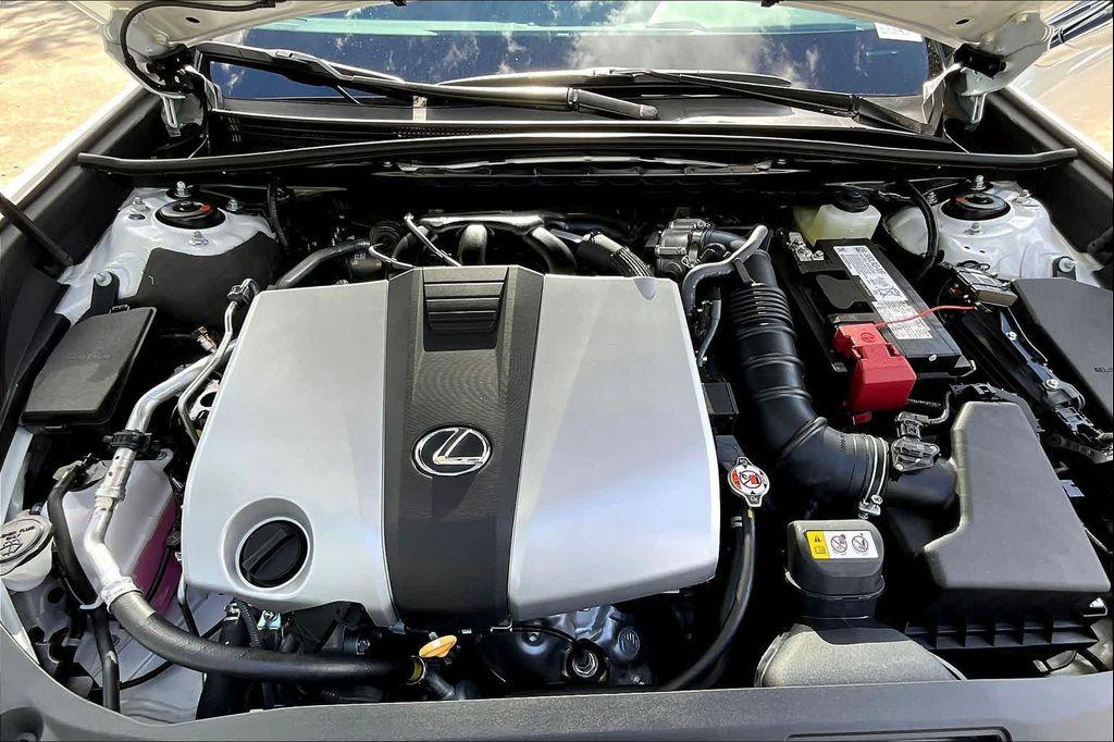 new 2025 Lexus ES 350 car, priced at $49,550