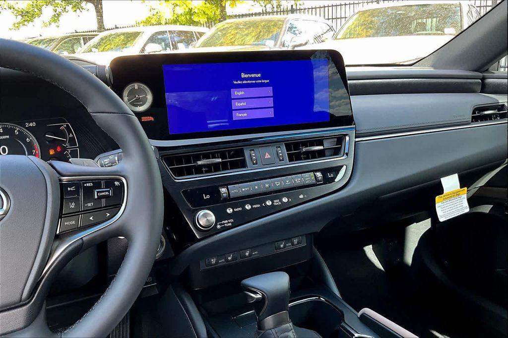 new 2025 Lexus ES 350 car, priced at $49,550