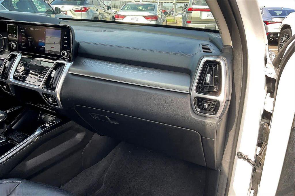 used 2022 Kia Sorento car, priced at $26,995