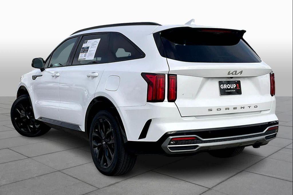 used 2022 Kia Sorento car, priced at $26,995