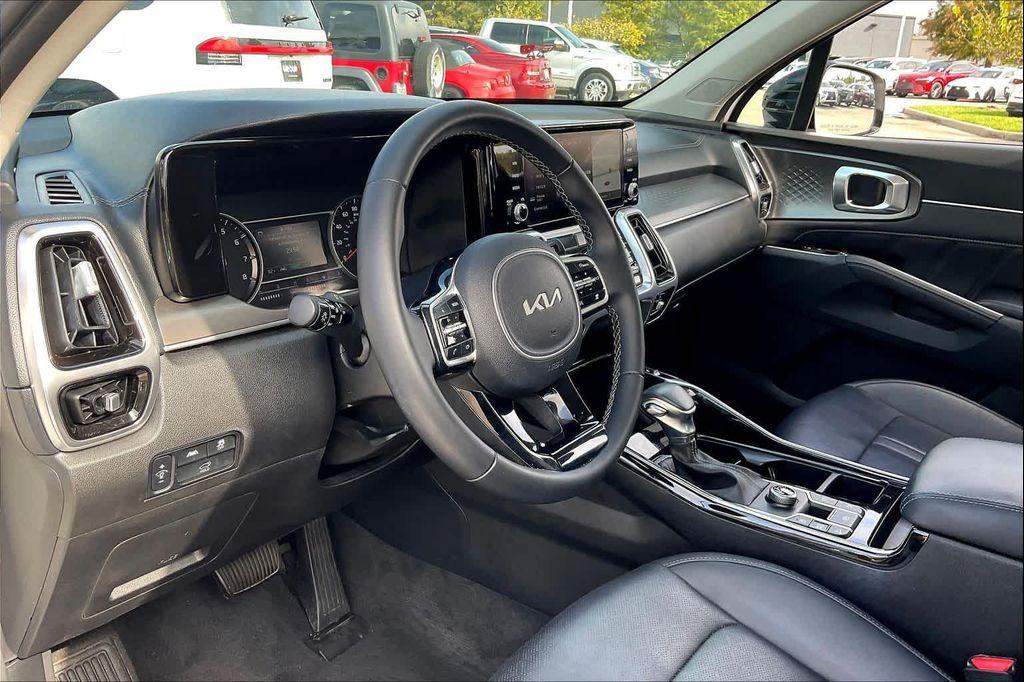 used 2022 Kia Sorento car, priced at $26,995
