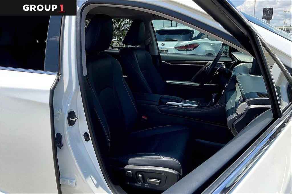 used 2022 Lexus RX 350L car, priced at $43,995