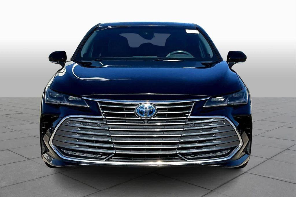 used 2019 Toyota Avalon Hybrid car, priced at $20,495