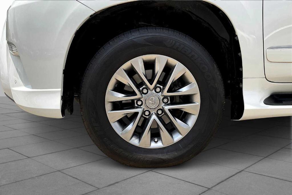 used 2016 Lexus GX 460 car, priced at $28,995
