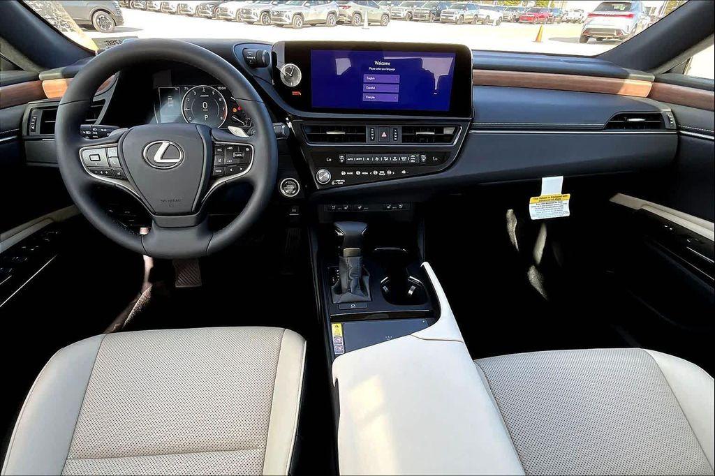 new 2025 Lexus ES 350 car, priced at $49,724