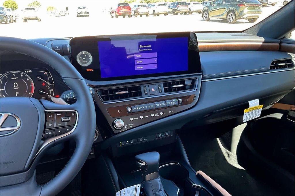 new 2025 Lexus ES 350 car, priced at $49,195