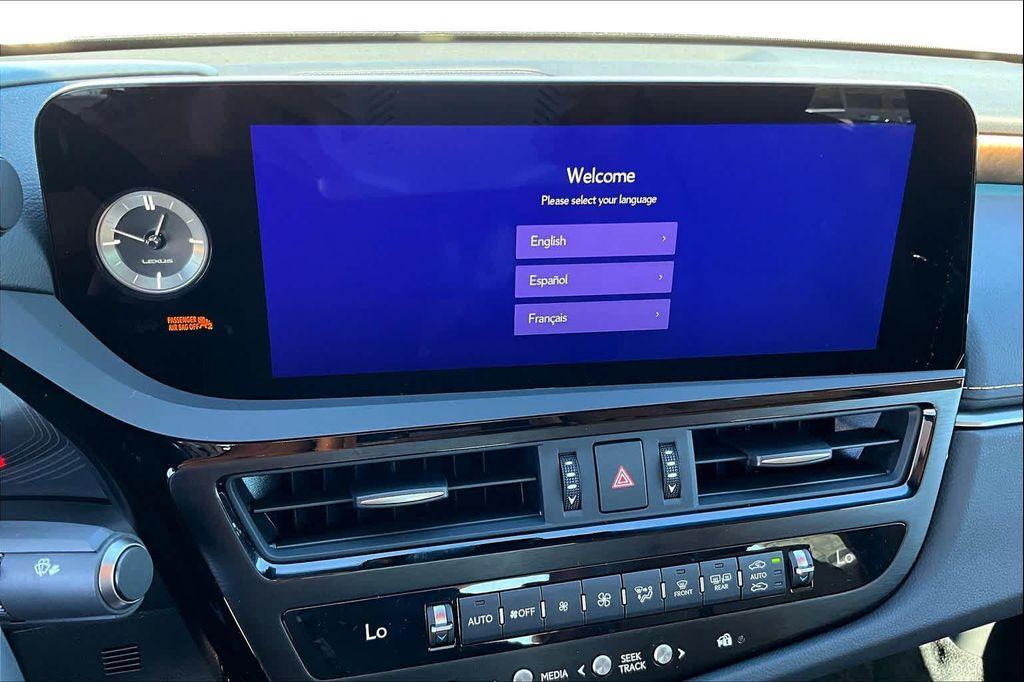 new 2025 Lexus ES 350 car, priced at $49,195