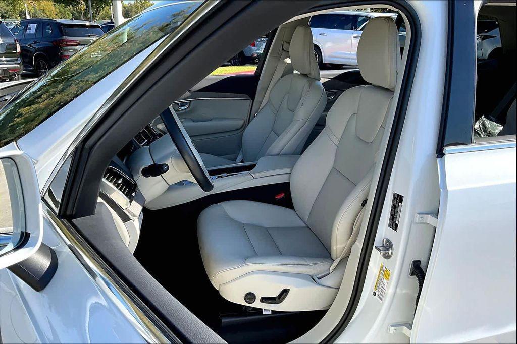 used 2023 Volvo XC90 Recharge Plug-In Hybrid car, priced at $46,548