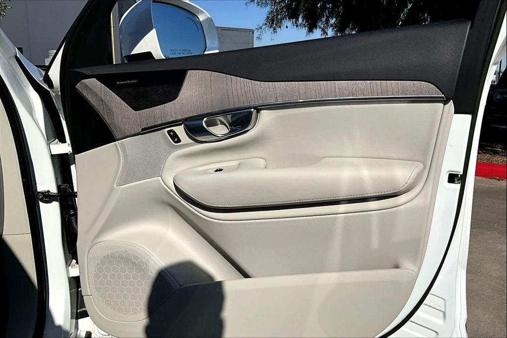 used 2023 Volvo XC90 Recharge Plug-In Hybrid car, priced at $46,548