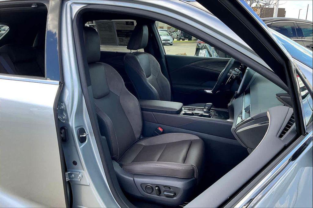 used 2023 Lexus RX 350 car, priced at $55,618