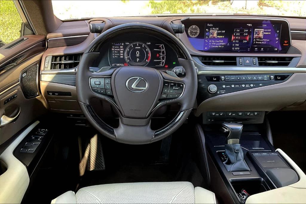 used 2021 Lexus ES 350 car, priced at $38,995