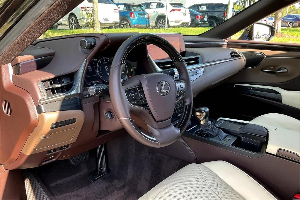 used 2021 Lexus ES 350 car, priced at $38,995