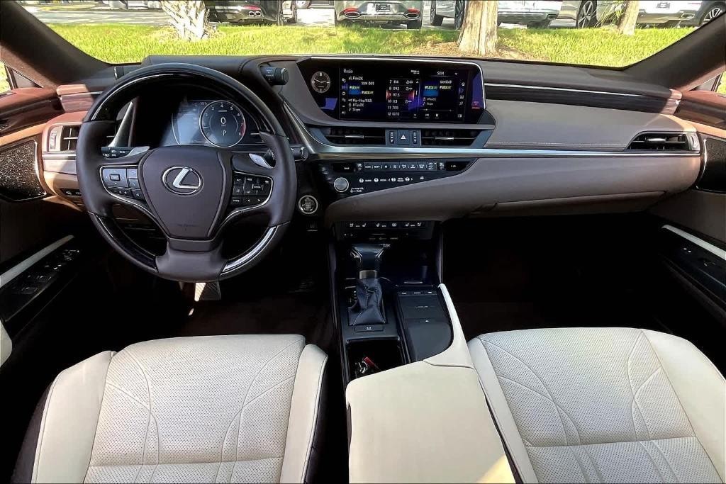 used 2021 Lexus ES 350 car, priced at $38,995