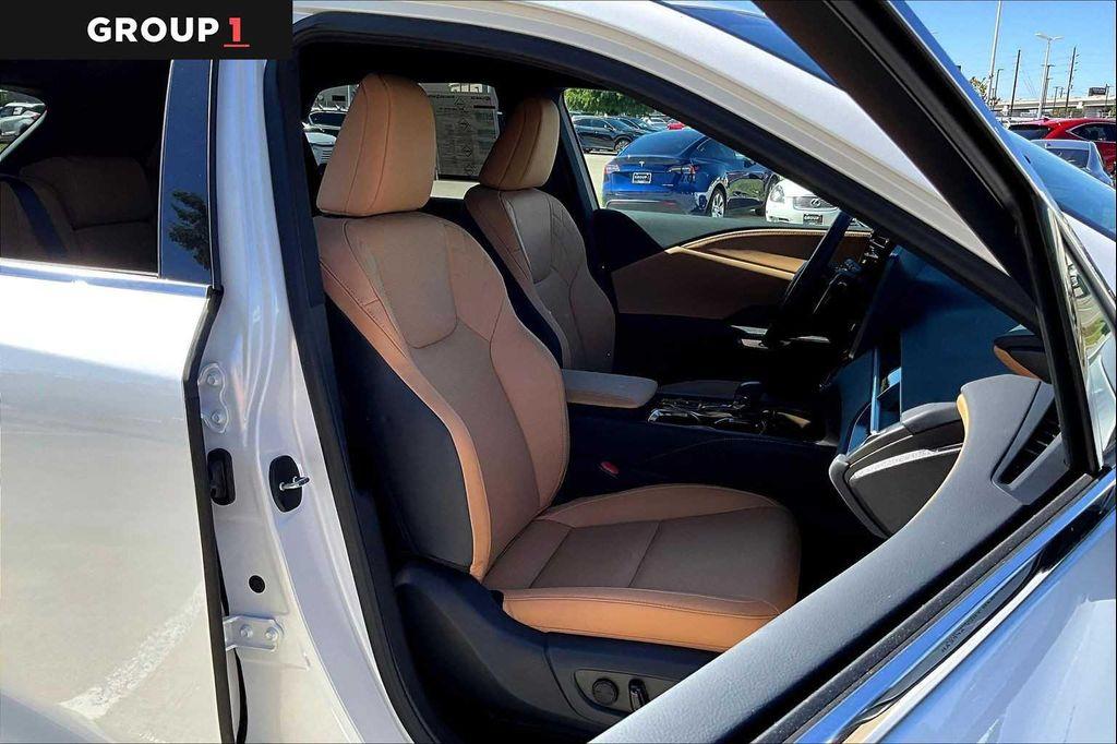 used 2025 Lexus RX 350 car, priced at $50,995