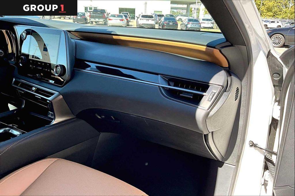 used 2025 Lexus RX 350 car, priced at $50,995