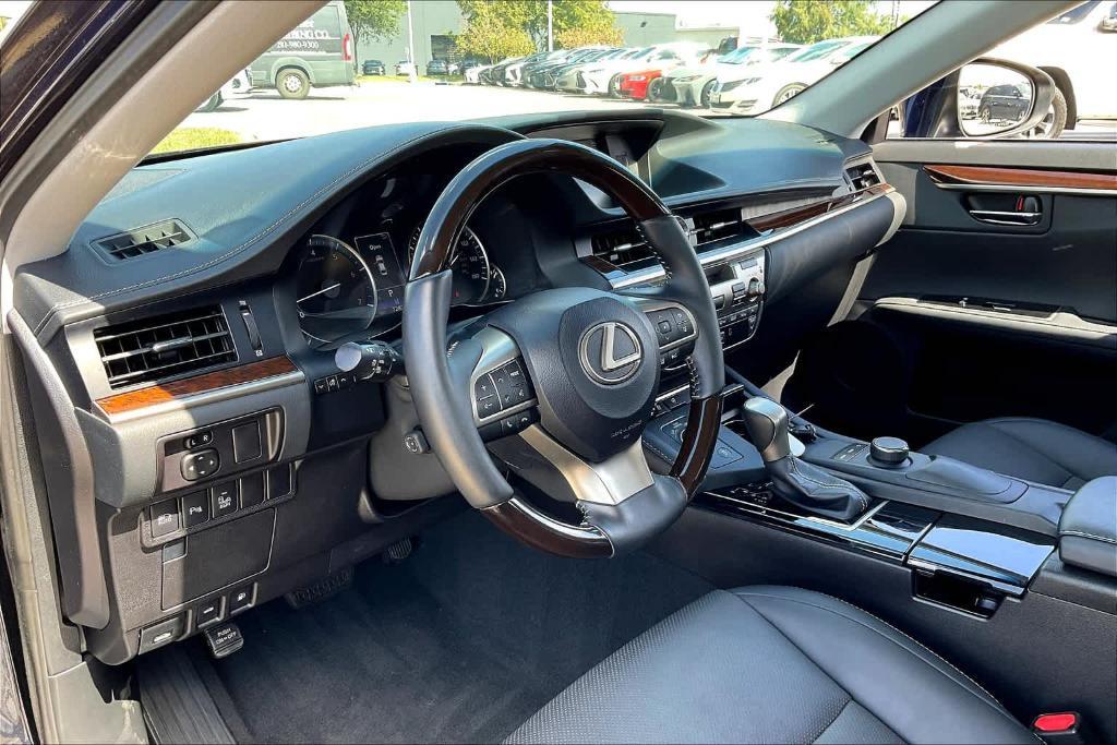 used 2017 Lexus ES 350 car, priced at $23,495