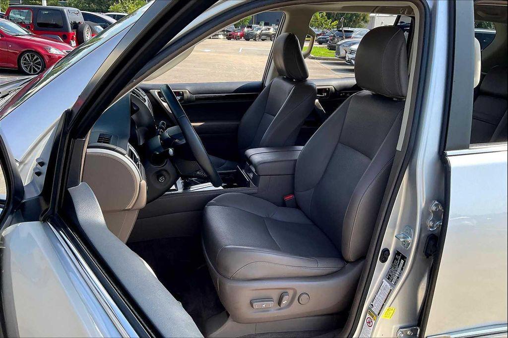 used 2018 Lexus GX 460 car, priced at $26,866