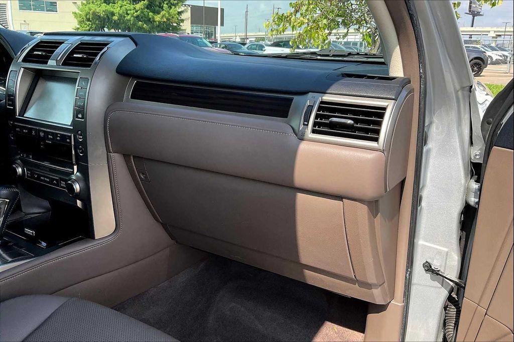 used 2018 Lexus GX 460 car, priced at $26,866