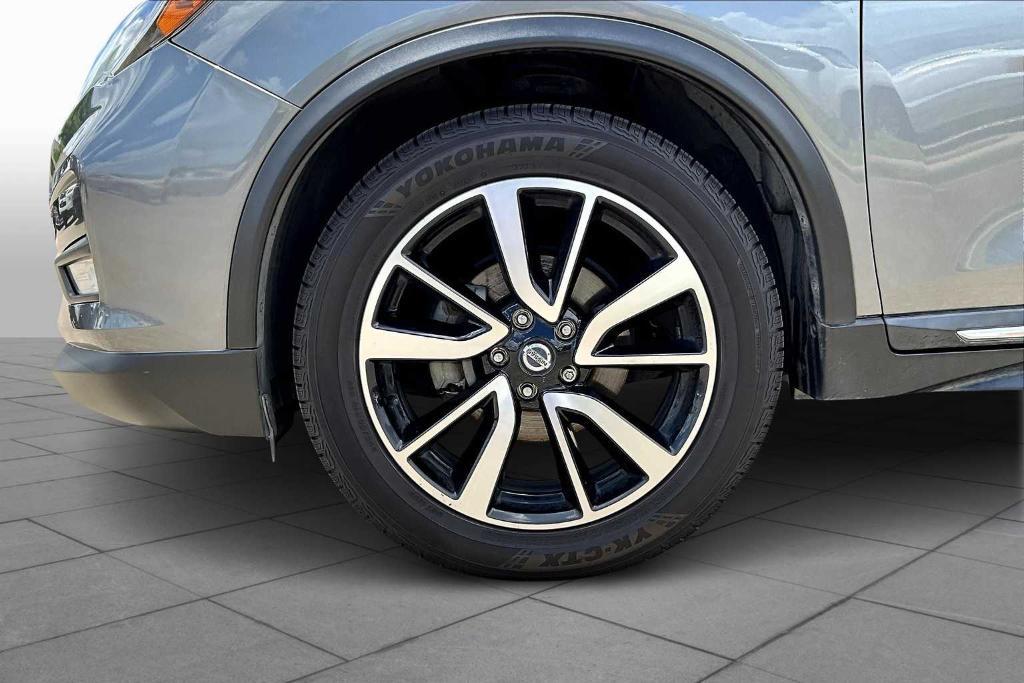 used 2020 Nissan Rogue car, priced at $19,295