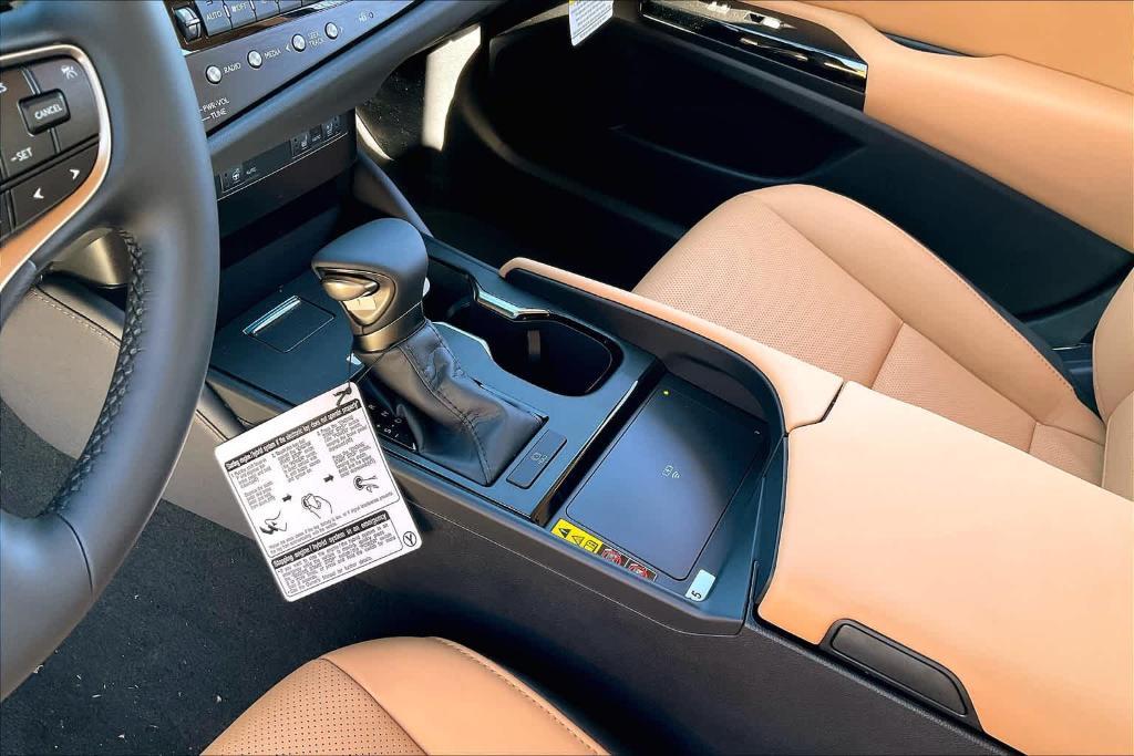 new 2025 Lexus ES 350 car, priced at $50,399